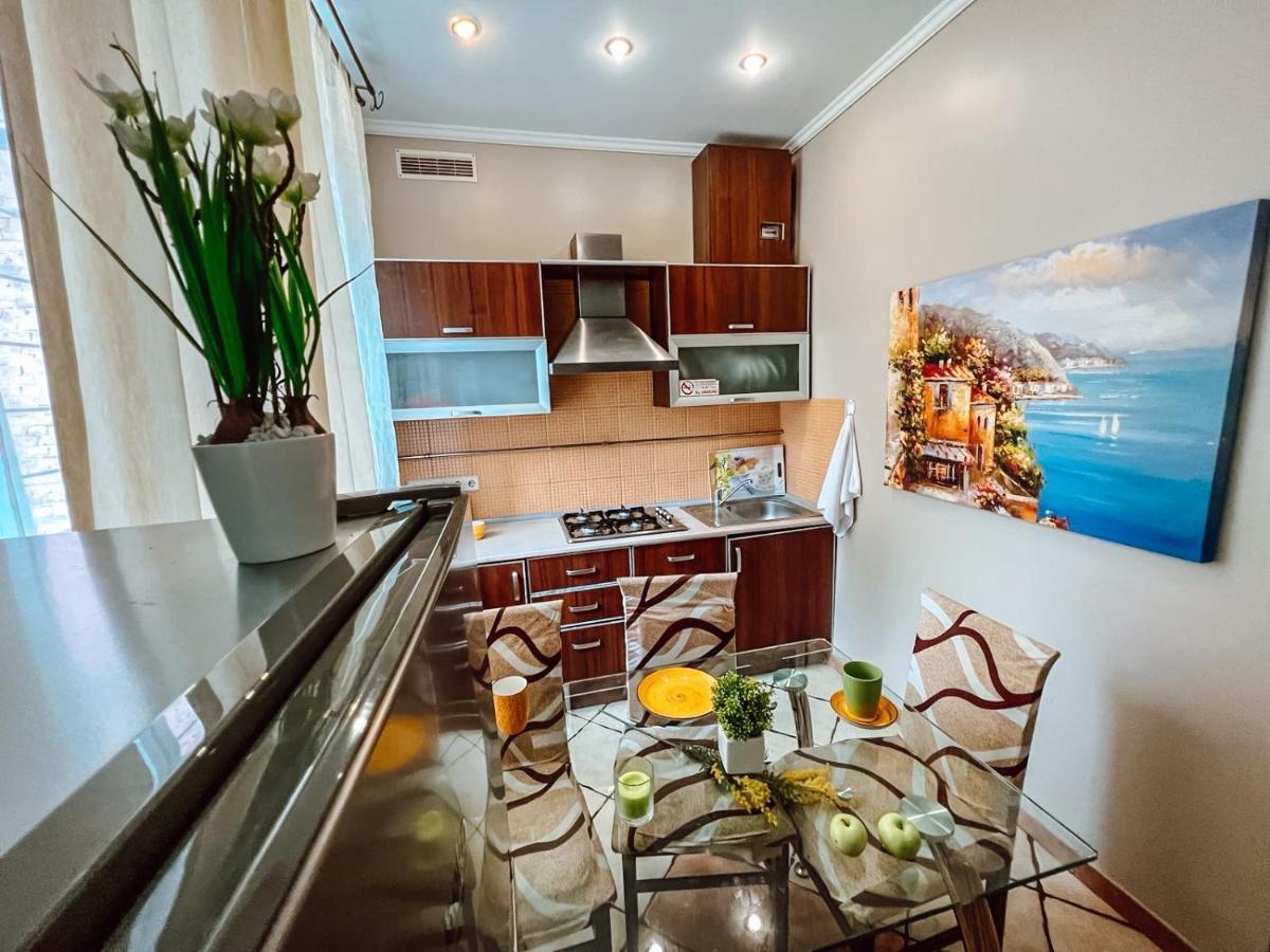 Apartment On Fedorova Kiev Esterno foto